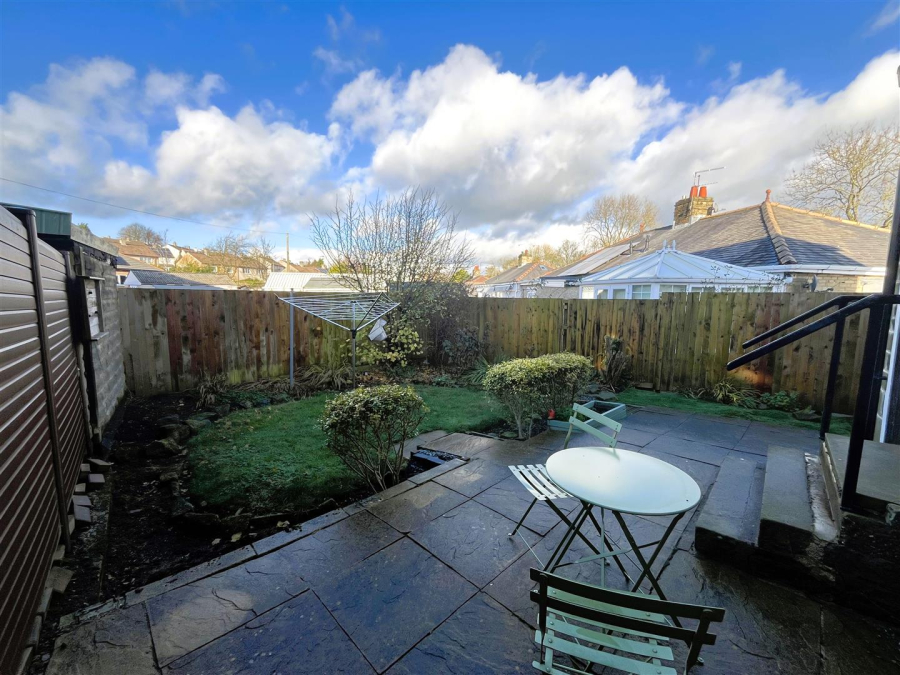 Photo of Carr House Lane, Wyke, Bradford