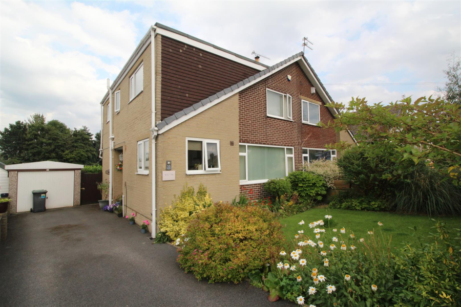 Photo of Silver Birch Avenue, Wyke, Bradford