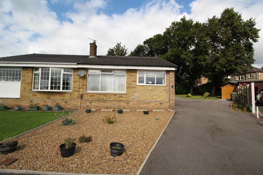 Photo of Escroft Close, Wyke, Bradford