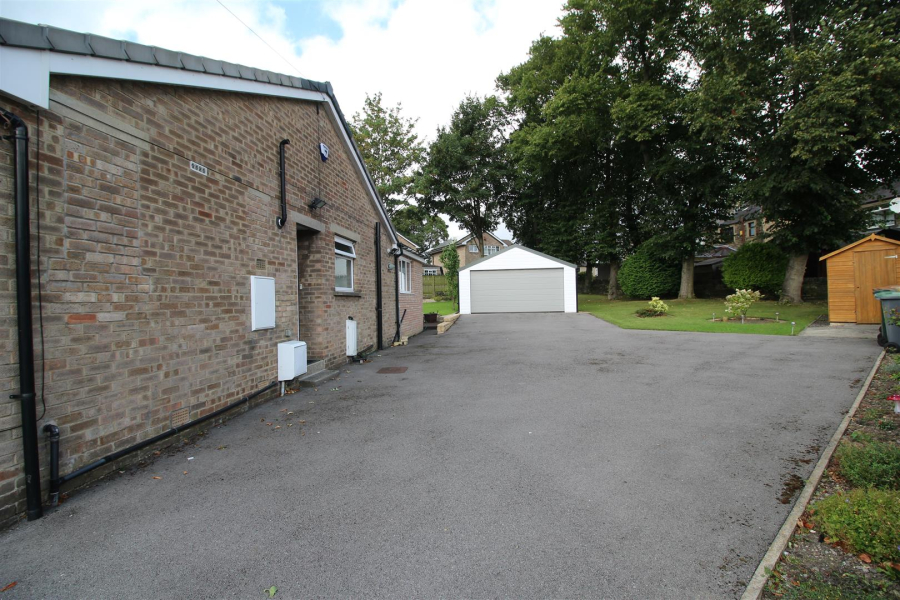 Photo of Escroft Close, Wyke, Bradford